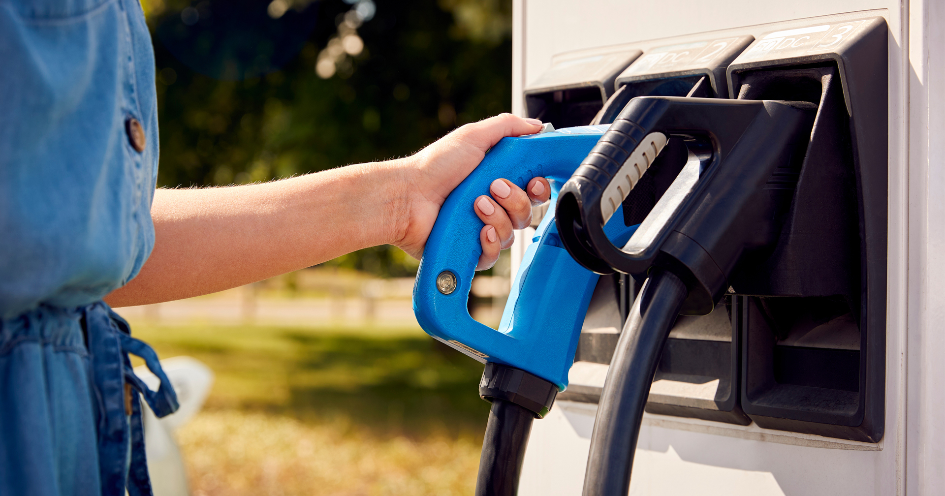 A Rocky Road to Plug & Charge